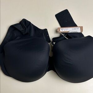 SKIMS Smoothing Intimates Onyx Bra 42D